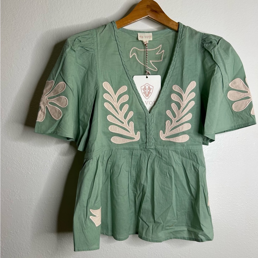 NWT Ex Voto 100% Cotton Chloe Short Sleeve Blouse in Green - Picture 2 of 16